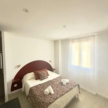 住宿加早餐酒店 U Pampasgiolu *